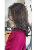 ノア(noa.)&nbsp;白髪を気にならなくさせるカーキグレージュ