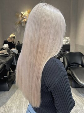 ロンド レア 天神大名店(Lond Le’a) ダブルカラーベージュカラーケアブリーチハイトーンカラー韓国