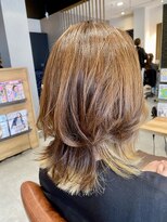 リベア トウキョウ 東大島店(Rever Tokyo)&nbsp;外はね/レイヤー/インナー/ベージュ[東大島/東大島駅]