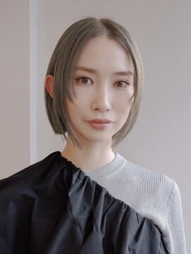 シキ 渋谷(siki) ハイトーン/ブリーチ/レイヤーカット/シアーカラー/渋谷/原宿