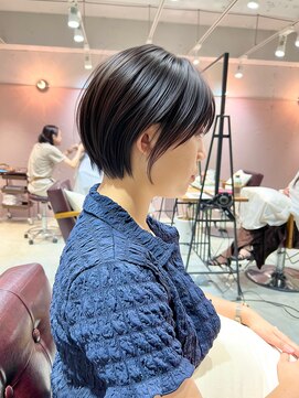 ラミエ バイ メルト 吉祥寺(lamie by melt) *滝田*ネビージュ暗めカラーダークアッシュ小顔ショートカット