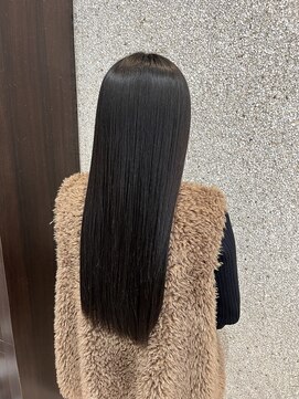 ベルフェミンミエル うる艶ストレート