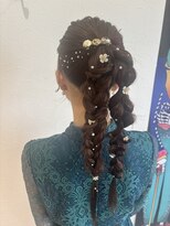 マリズ(MARI’s)&nbsp;ヘアスタイルアレンジ