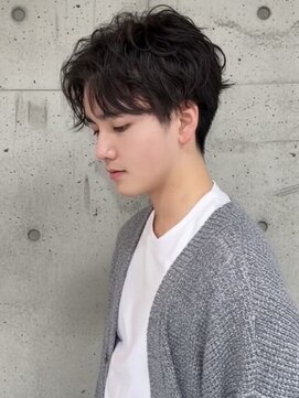 オルカ(ORCA) men's/メンズ/フェザーパーマ/黒染め/韓国/ニュアンスパーマ