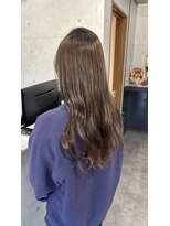 レーヴ(REVE)&nbsp;ブリーチなし　ロングウェーブ　グレージュカラー