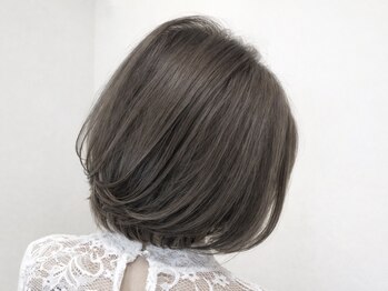 ジェービーヘア 稲毛(jb hair)の写真/艶も明るさも諦めたくない。そんな願いが叶うエイジレスカラーを実現。気品漂う大人女性カラーを。[稲毛]