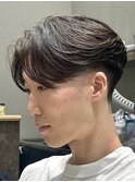 毛流れセンターパートニュアンスパーマカルマヘアメンズパーマ