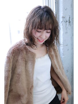 デイジー(Daisy) ラフウェットウェーブ