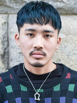 メリケンバーバーショップ コウベ(MERICAN BARBERSHOP KOBE) ショートレイヤーかき上げソフトツーブロックビジネス