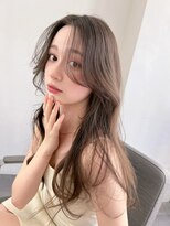 フィル 横浜(fil)&nbsp;シアベージュくびれレイヤー_前髪ピンクベージュ