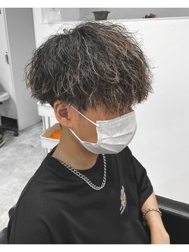 ルーストデラックス 京都河原町三条(ROOST dx) 【金マッシュ】ツイストスパイラルマッシュ