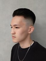 ソアー 新大阪(SOAR)&nbsp;バーバースキンフェードカットサイド刈り上げ黒髪短髪【新大阪】