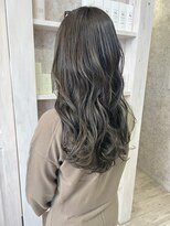 キャアリー(Caary)&nbsp;福山Caary暗髪透明感イルミナカラー抜け感グレージュ20代30代