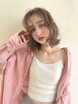 ノエルヘアー(Noel hair) やわらかミディアムラフウェーブ