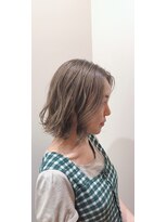 ピークアブー アヴェダ アトレ恵比寿(PEEK-A-BOO AVEDA) ハイトーンボブ グレージュ 大平彩