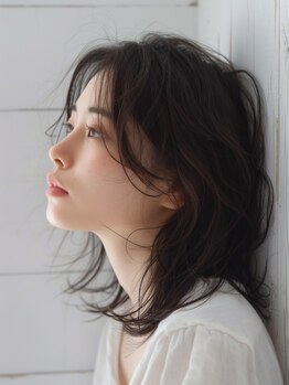 ステラ 越谷店(STELLA)の写真/気になる白髪も鮮やかに！こだわりの薬剤で髪を保護しながらグレイカラーでより一層オシャレに♪〔越谷〕