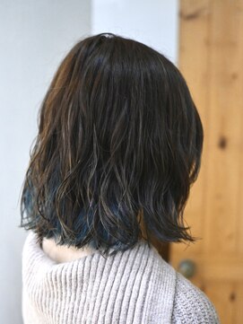 オルガ(orga) 塩基性インナーカラーのボブ