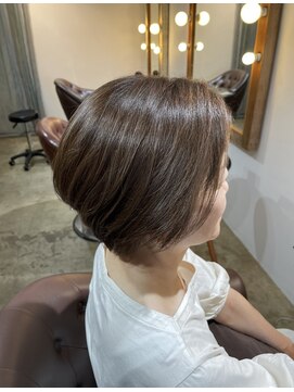 ビハインドザカーテン(BEHIND THE CURTAIN) 白髪ぼかし×ナチュラルハイライト