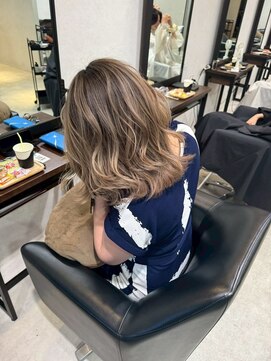 メリー オオサカ(Merly Osaka) 海外バレイヤージュ