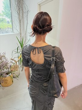 ノマド(nomad) ヘアセット/ヘアアレンジ/タイトシニョン/ツインアレンジ