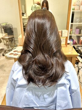 ブレンドバイハピネス(Blend by happiness) アッシュブラウン　くすみブラウン　秋カラー