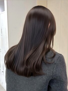 ロイオブジゼル(roi of GiseL) レイヤー 韓国 髪質改善 ブラウン 透明感カラー 赤み消し 20代