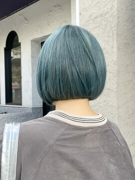 ヘアメイク バースデイ(Hair make Birth Day) ハイトーン/グリーンカラー/ダブルカラー/ワンレングス/ボブ