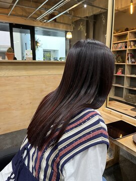 ルーシーバイパム 恵比寿(Lucy by PAM.) ぱつっとロング × ワインレッドカラー