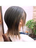 ニュアンスカラー/センターパート/ツヤ髪スタイル/ブルージュ