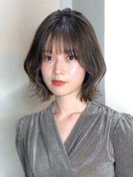 ロンドヴァリー 渋谷店(Lond vallee) 6トーンオリーブグレージュ×顎下2センチボブ