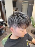 ホワイトメッシュ×ショートマッシュ×ツーブロック