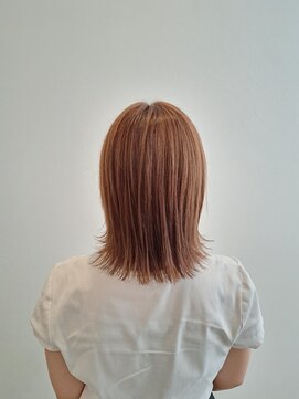 カラ(Cara) 艶髪切りっぱなしボブ♪