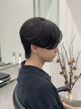 アネラ(Anela) メンズセンターパート/ダウンパーマ　【山中】