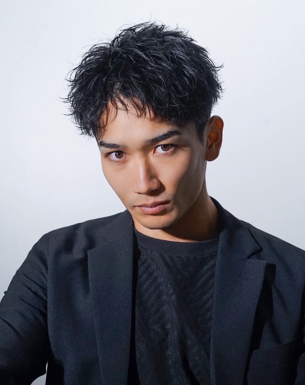 アストラ(ASTRA) MEN’S HAIR/サーフカール/刈り上げセンターパート