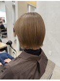 ミルクティーベージュ