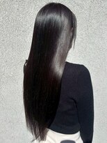 オレンジペコ(orange peco)&nbsp;髪質改善 縮毛矯正 艶髪 黒髪 スーパーロング 30代 ストレート