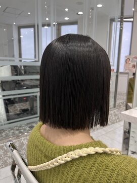 ニューヨークニューヨーク 松井山手店(NYNY) 切りっぱなしボブ