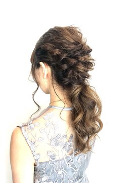 アヤナ バイ アヤラ(ayana by ayala) ゆるふわローポニー〈浦安 新浦安 葛西 南行徳〉