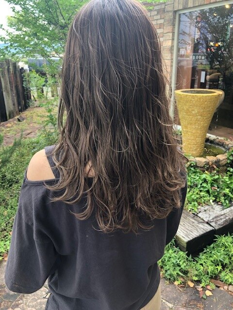 毛先カット＋透明感カラー＋ミルボンTr(イルミナカラー＋1000円)