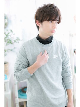 ミック ヘアアンドビューティー 大山店(miq  Hair&Beauty) カーキアッシュ七三分けサイドパートくせ毛ショートa1