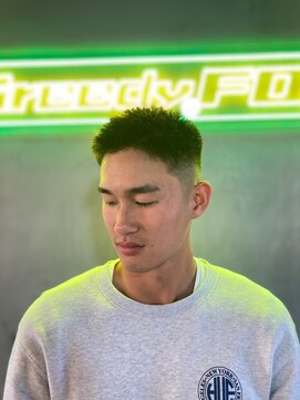 グリーディーフォックス 代々木(Greedy FOX) 韓国マッシュ/センタ-パ-ト/ツイストスパイラル/スキンフェード