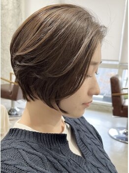 アオゾラヘアーカミノウラ(AOZORA HAIR kaminoura)の写真/【小顔を叶える顔周りのカット】ミリ単位までこだわる繊細なカット技術で、あなたの魅力を引き出します♪