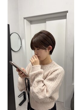 アット(at...) 大人ショートカット.20代.30代.40代.50代.横浜