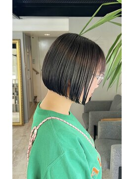 ロナ 岡崎竜美丘店(RONA) 顎ライン/ミニボブ/切りっぱなし/ボブ