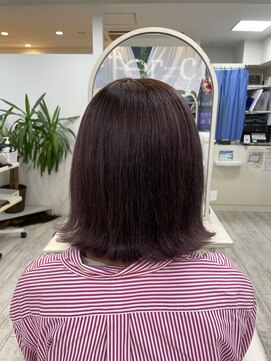 アルターシェリー(aL-ter che'rie) 外ハネボブ[デザインカラー/レイヤーカッ/ウェットヘア]