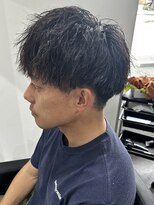 ヒュイル バイ ニアウ(Hwyl by Niau) メンズマッシュパーマツイストスパイラルパーマ刈り上げ