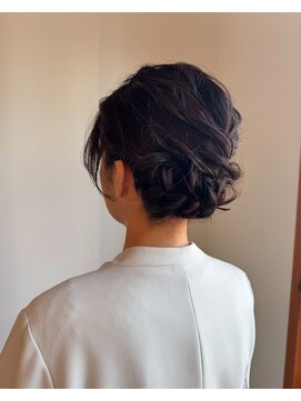 ヌイ(nui) [佐賀/hair set/ヘアアレンジ/結婚式お呼ばれヘア]