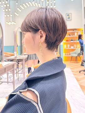 ロンド レグリーズ 立川(Lond leglise) ショート顔周りカット前髪カットミニウルフレイヤー/立川