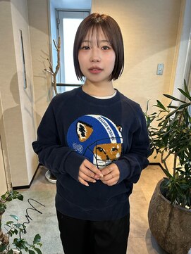 ユヌ(Une) kotaro ミニボブとまろベージュ