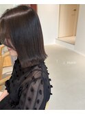 オリーブベージュ